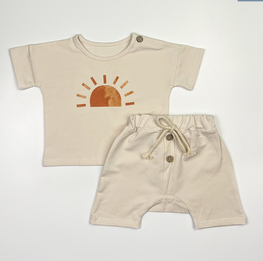 Korean version of children's wear summer INS leisure suit pure cotton boys and girls T shirt shorts two pieces of the latest baby trend
